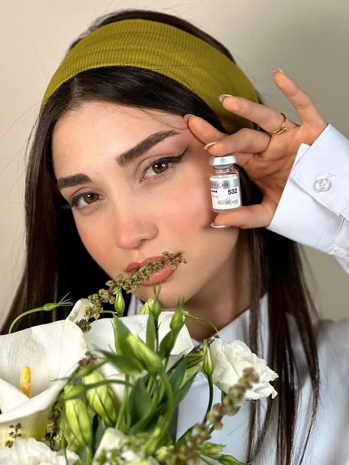 کوکتل جوانسازی و مزوتراپی صورت در کلینیک لمون